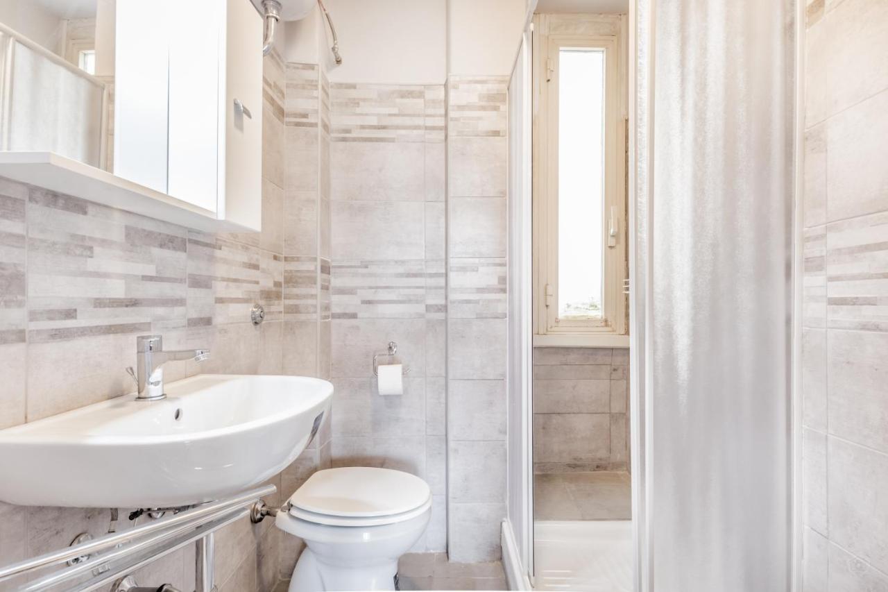 Apartment In Trastevere โรม ภายนอก รูปภาพ